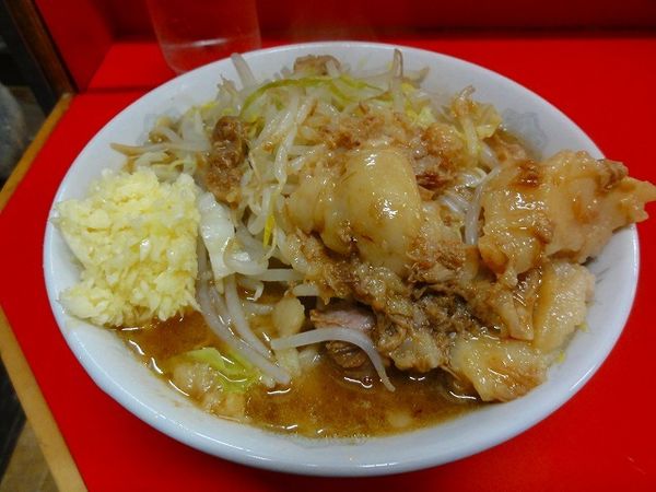 「小ラーメン790円麺少な目野菜少な目ニンニク脂」@ラーメン二郎 松戸駅前店の写真