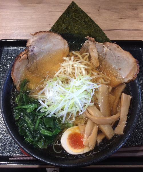 「醤油チャーシューメン」@蔵仕込らーめん KURA 上里SA店の写真