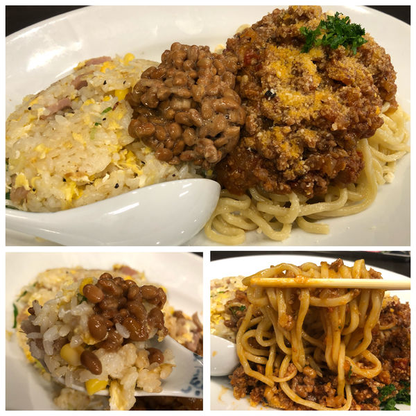 「【限定】昭和風ミートまぜそばプレート1050円納豆100円」@メンショップ アキラの写真