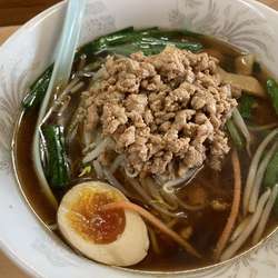 台湾ラーメン　￥690