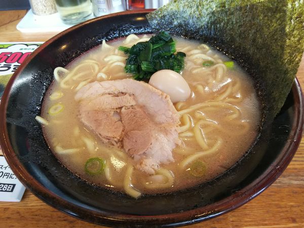 「ラーメン　並　※かため＆濃味　※クーポンで５００円」@横浜家系ラーメン頂家の写真