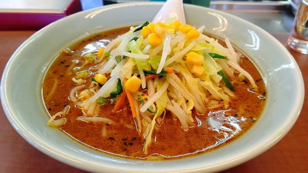 「味噌ラーメン&ランチ（３個肉ギョーザ)」@札幌ラーメン 満北亭 瑞穂店の写真