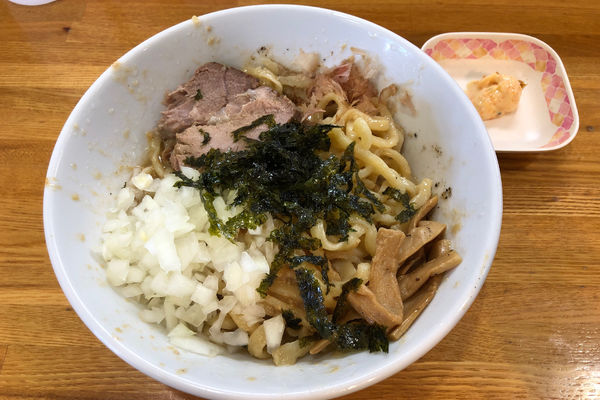 「あぶらそば 780円+大盛 100円」@中華そば136の写真