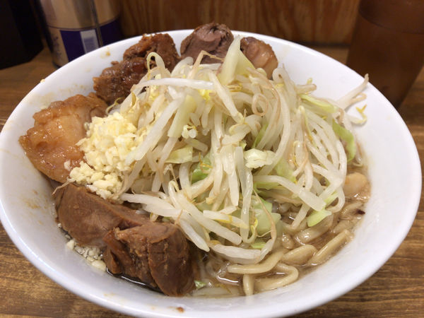 「小豚ラーメン(ニンニク) 800円」@ラーメン二郎 前橋千代田町店の写真