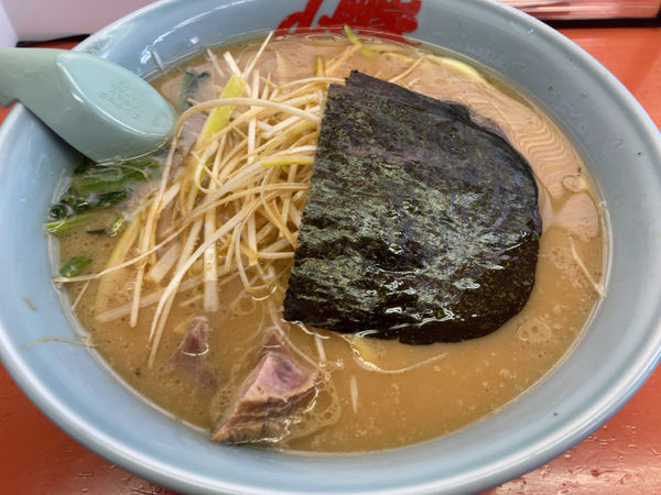 「ネギ醤油ラーメン」@ラーメン山岡家 春日部店の写真