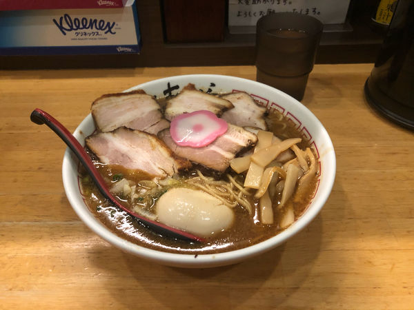 「豚骨醤油」@麺屋あがらの写真