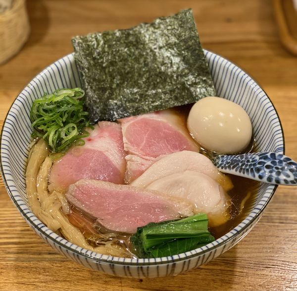 「味玉肉増し醤油そば」@中華そば きなりの写真