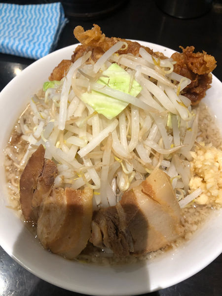 「唐揚げ豚そば」@麺屋ダダダの写真