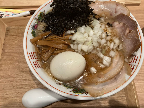 「特製背脂煮干中華そば【我武者羅】」@ラーメンWalkerキッチンの写真