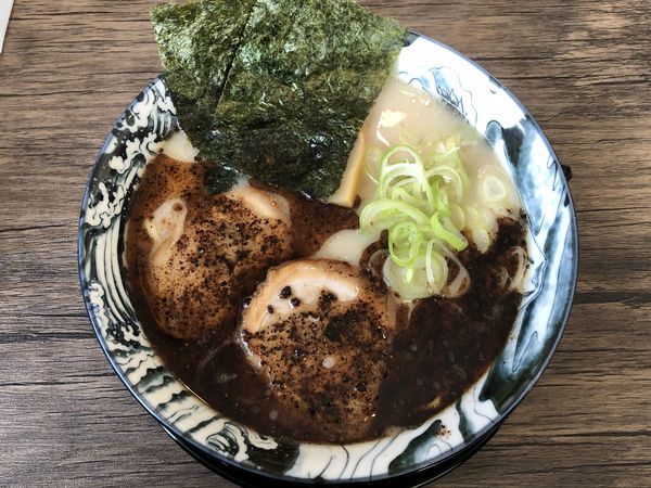 「とんこつ黒龍　￥８８０」@らーめん龍の写真