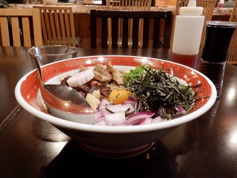 「煮干ルーロー花椒油そば」@焼貝あこやの写真