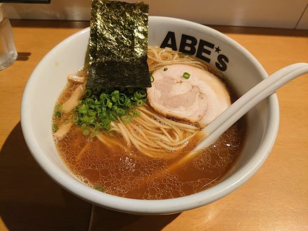 「丸鶏醤油」@ラーメン ABE'sの写真