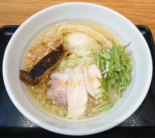 「【限定】鶏そば＋味玉」@つけめん・らーめん・煮干そば 金狼の写真