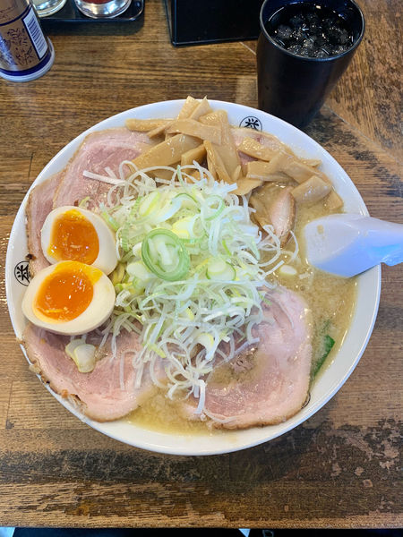 「みそチャーシューめん　メンマ、ネギ増し　味玉」@こってりらーめん 誉の写真