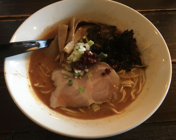 「麻辣えびしお(850￥)」@ら麺 はちにの写真