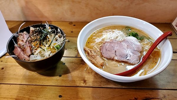 「味噌ラーメン」@シェアカフェ 長後食堂 ラーメン倉家の写真