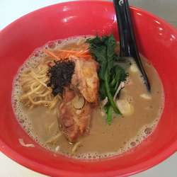 トンコツゴシキ　醤油　※白濁系