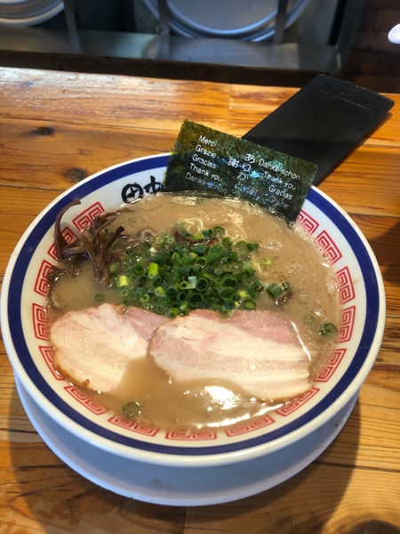 「らーめん　740円」@博多長浜らーめん 田中商店の写真