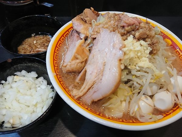 「豚2枚ラーメン」@えどもんどの写真