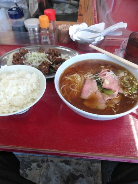 「ラーメン+ハラミステーキ+小ライス」@とん平食堂の写真