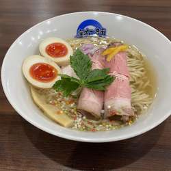 味玉だし塩らーめん