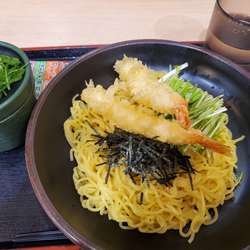 アゲアゲ海老天ざる中華