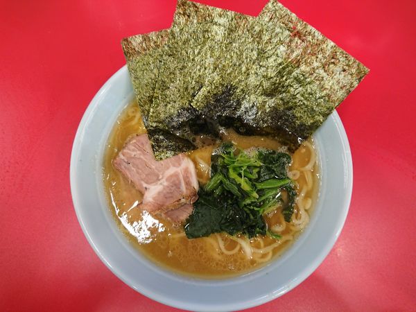 「ラーメン￥680＋ライスサービス」@横浜家系ラーメン おうじ家の写真