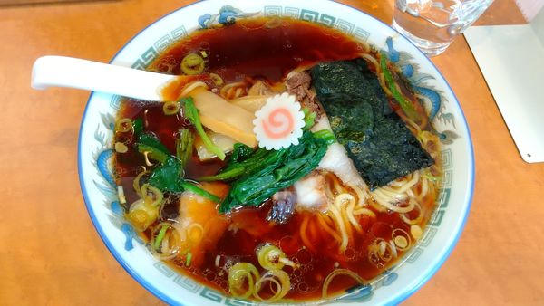 「醤油ラーメン850円」@麺屋かむいの写真
