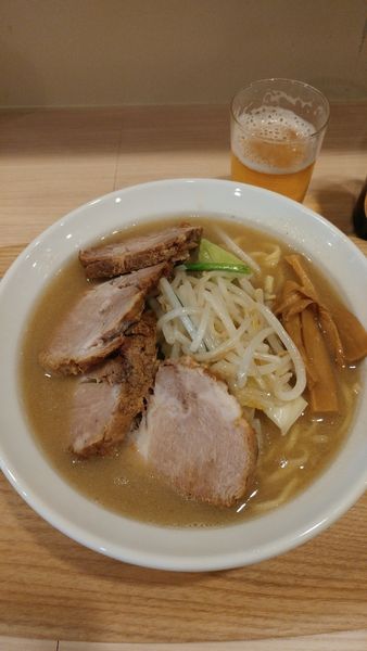「味噌らーめん　チャーシュー増し　瓶ビール」@麺屋 幸生の写真