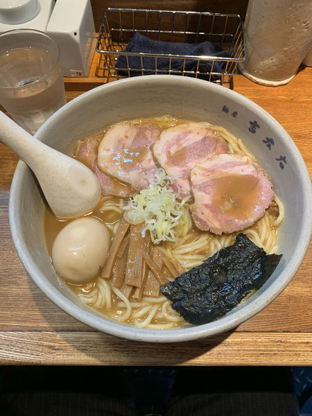 「味玉ラーメン940円　チャーシュー480円」@麺屋吉左右の写真