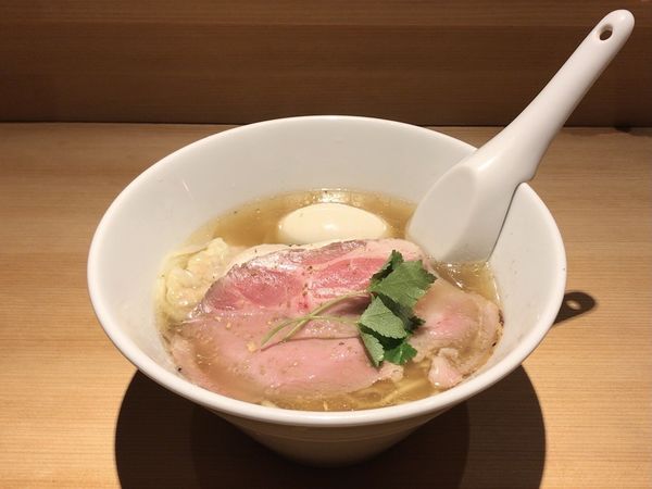 「特製塩そば ＋ 鶏そぼろごはん」@鶏そば 山もとの写真