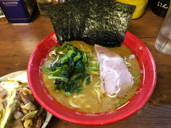「ラーメン+キャベチャー」@吉祥寺 武蔵家の写真