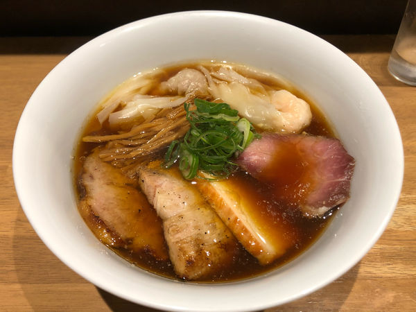 「特製醤油らぁ麺」@らぁ麺や 嶋の写真