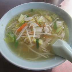 タンメン（６５０円）＋鶏の唐揚げ６００円