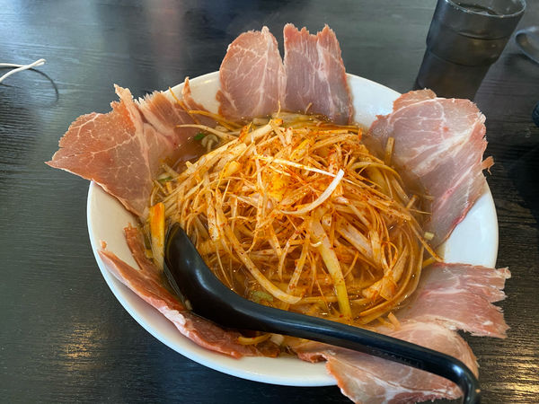 「ネギチャーシュー麺850円」@吉田飯店の写真