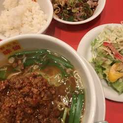 ランチセットC（台湾ラーメン、コブクロ）