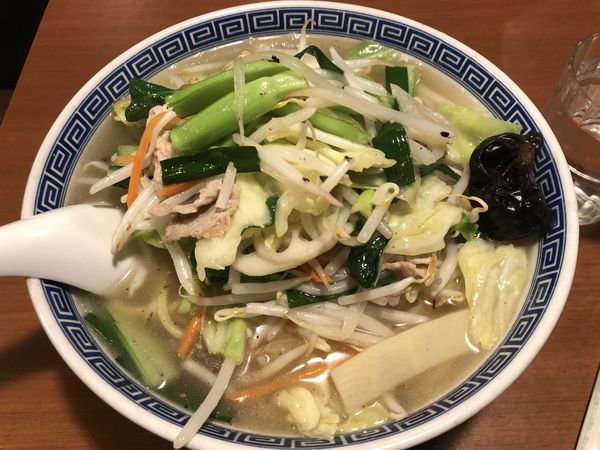 「タンメン　大盛り900円」@えびす飯店の写真