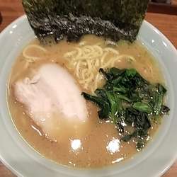 ラーメン（750円）