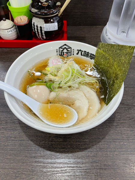 「味玉中華そば」@中華そば 担々麺 六味亭の写真