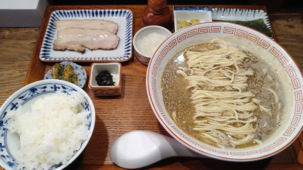 「炭火焼濃厚中華そば定食(鯵)¥1000-」@炭火焼濃厚中華そば 倫道の写真