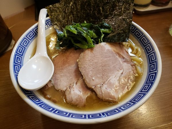 「らーめん+肉まし2枚（硬、普、普」@豚骨醤油家系ラーメン 達磨堂 前橋総本店の写真
