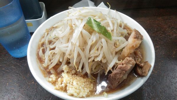 「ラーメン麺少なめ８５０円」@ぶたけん。の写真