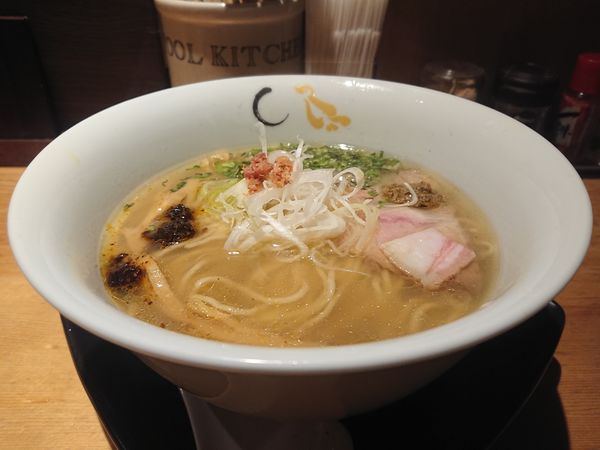 「真鯛と蛤の塩そば」@SOBAHOUSE 金色不如帰 新宿御苑本店の写真