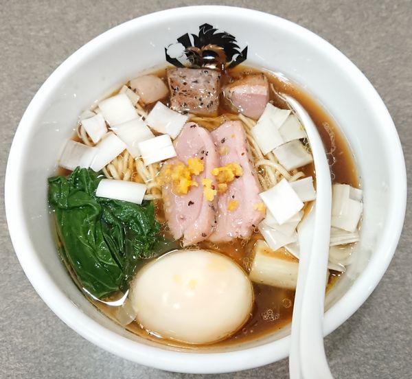 「味玉鴨中華そば(醤油)」@満鶏軒 本郷三丁目店の写真