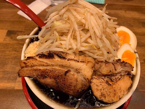 「黒マー油らーめん」@麺屋 龍丸の写真