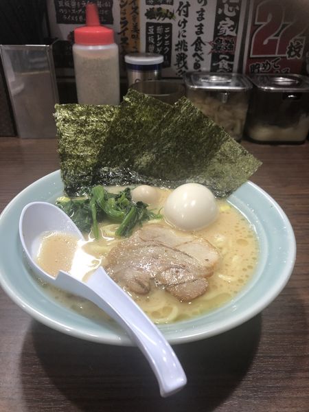 「ラーメン＋味玉」@横浜家系ラーメン 飯田橋 魂心家の写真