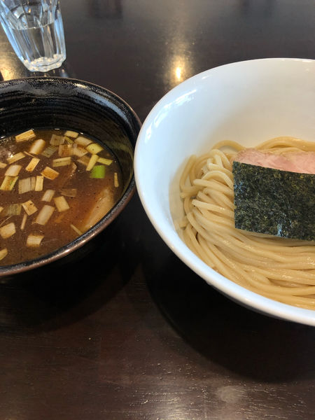 「つけ麺少なめ890円」@つけ麺 麦の香の写真