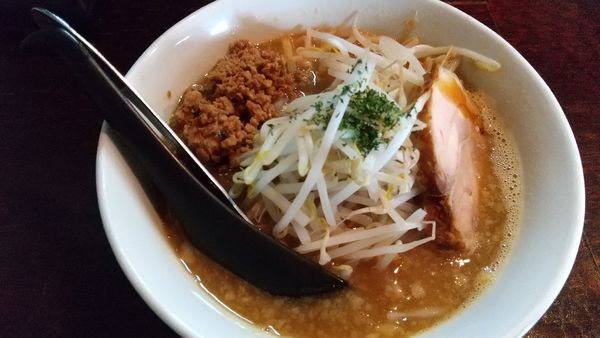 「ラーメン750円」@ねじ式の写真