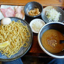 極上半熟味玉つけ麺