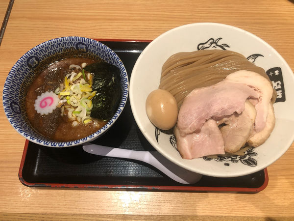 「特製濃厚つけ麺」@松戸富田麺業 千葉駅構内店の写真